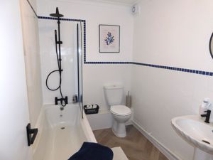 Photo 5- click for photo gallery